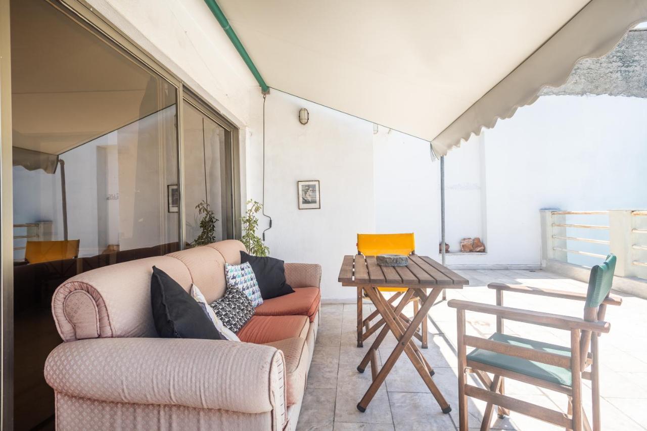 Apartamento 6Th Floor Loft In Exarcheia Atenas Exterior foto